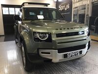 LAND ROVER DEFENDER 110