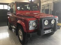 LAND ROVER DEFENDER 90