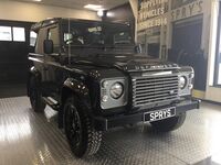 LAND ROVER DEFENDER 90