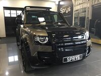 LAND ROVER DEFENDER 110