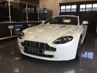 ASTON MARTIN VANTAGE