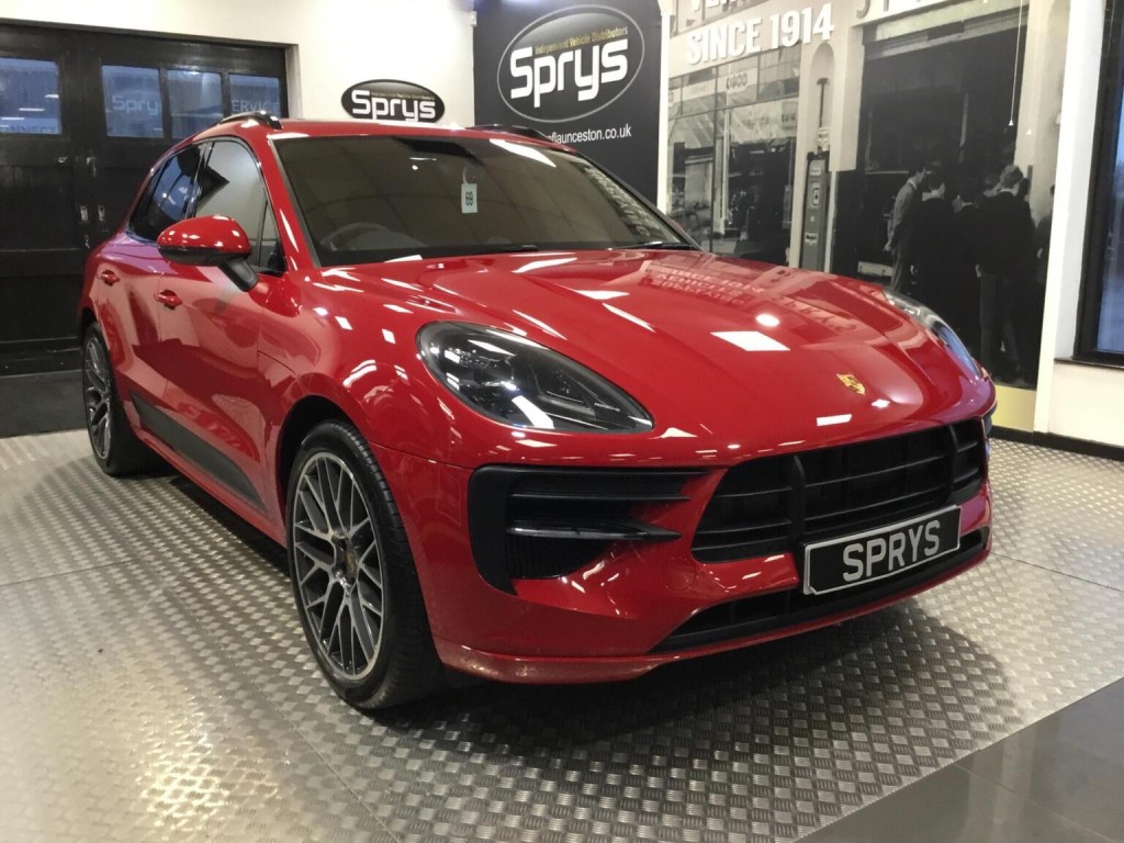 2020 Porsche MACAN