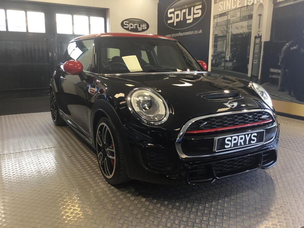 2015 MINI Hatch
